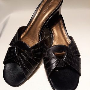 Naturalizer 9N - Ace Black leather sandal